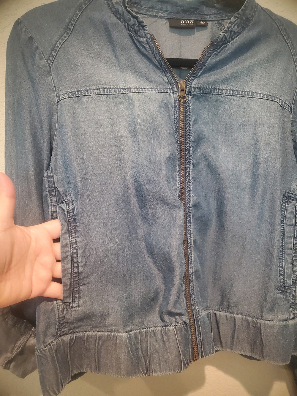 A.n.a New Approach, Size L - Picture 4 of 6